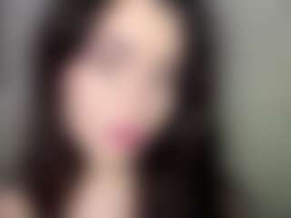 Live cam show with YaniraJunk - Skinny Teen (18+) on TeamSkeetLive
