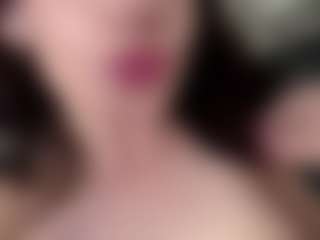 YaniraJunk's Live Sex Cam Show