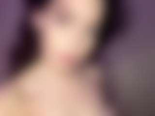 Live cam show with YaniraJunk - Young Adult on instabang