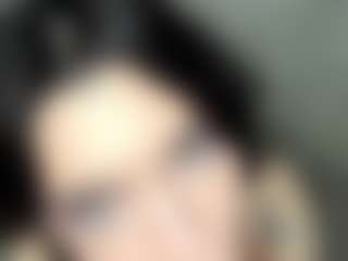 YaniraJunk's Live Sex Cam Show