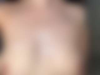 YaniraJunk's Live Sex Cam Show