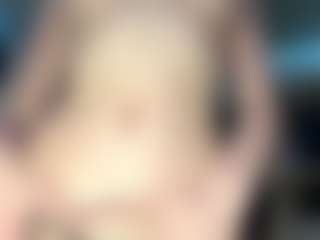 YaniraJunk's Live Sex Cam Show
