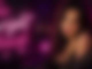 YaniraJunk's Live Sex Cam Show