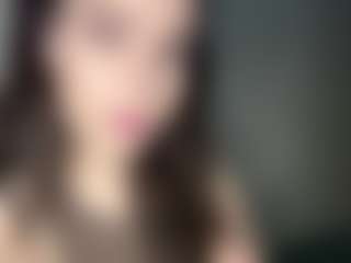 YaniraJunk's Live Sex Cam Show