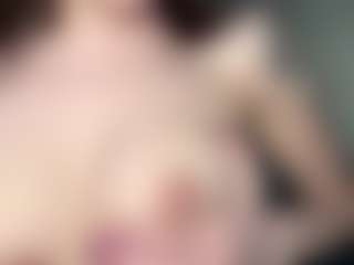 YaniraJunk's Live Sex Cam Show