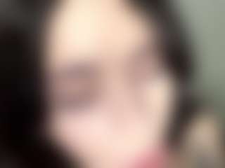YaniraJunk's Live Sex Cam Show