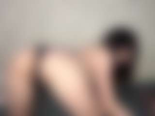 YaniraJunk's Live Sex Cam Show