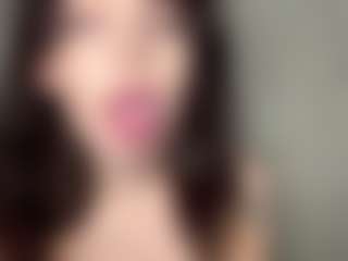 YaniraJunk's Live Sex Cam Show