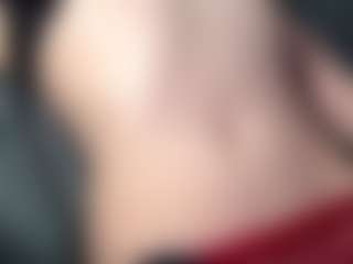 Show live cam dengan YaniraJunk - Facial Piercings di Camsoda