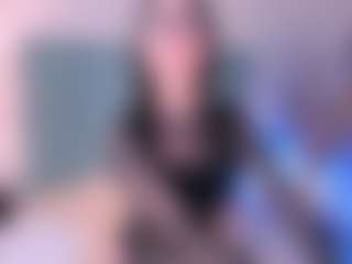 Live cam show with AnnaDenverr - Nature on crypto-cams