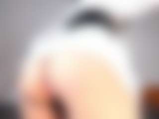 AnnaDenverr's Live Sex Cam Show