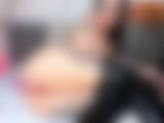 AnnaDenverr's Live Sex Cam Show