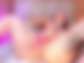 AnnaDenverr's Live Sex Cam Show