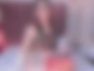 Live cam show with AnnaDenverr - Shaved on Uber Horny