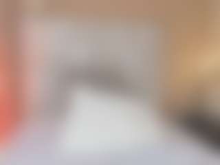 AnnaDenverr's Live Sex Cam Show