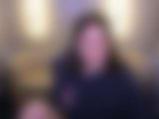 Live cam show with KristiFoxy - Tittyfuck on AdultVida.com