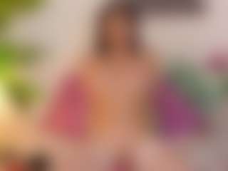 Live cam show with Melany-Naa - Upskirt on Camiplay Live