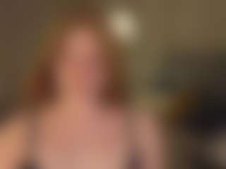 Live cam show with Sally - Green Eyes on Fapmatic.com