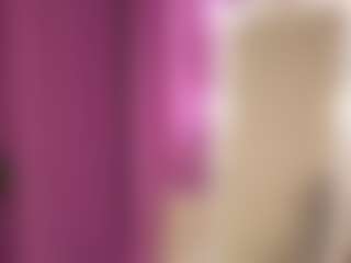 Live cam show with Sally - Green Eyes on Camsoda
