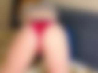 Live cam show with Sally - Spank Red Hair on Camsoda