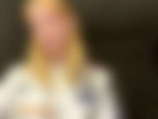 SandraAllamong's Live Sex Cam Show