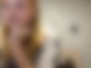 SandraAllamong's Live Sex Cam Show