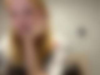 SandraAllamong's Live Sex Cam Show