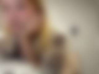 Live cam show with SandraAllamong - Nipple Piercings on liverealitysex.com