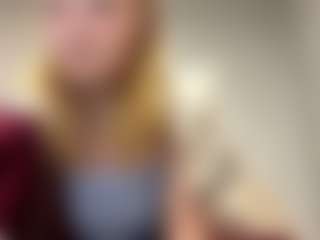 SandraAllamong's Live Sex Cam Show