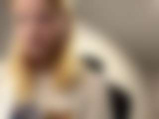SandraAllamong's Live Sex Cam Show