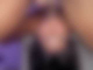 bemylove32's Live Sex Cam Show