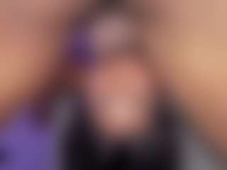 bemylove32's Live Sex Cam Show