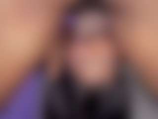 bemylove32's Live Sex Cam Show
