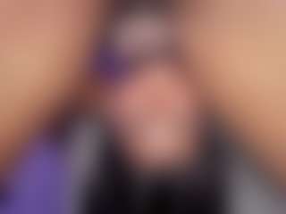 bemylove32's Live Sex Cam Show