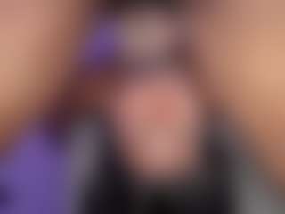 bemylove32's Live Sex Cam Show