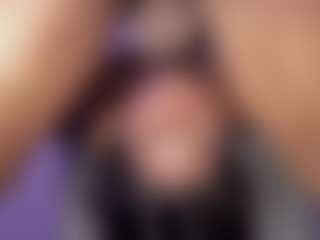 bemylove32's Live Sex Cam Show