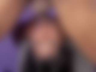 Live cam show with bemylove32 - Hazel Eyes on Camsoda