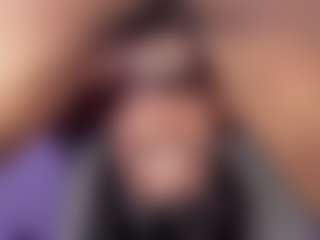 bemylove32's Live Sex Cam Show