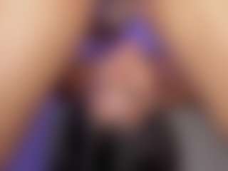 bemylove32's Live Sex Cam Show