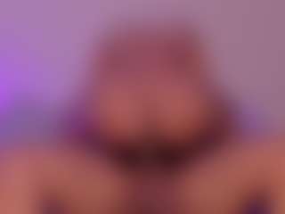 bemylove32's Live Sex Cam Show