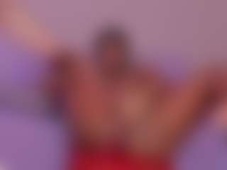 bemylove32's Live Sex Cam Show