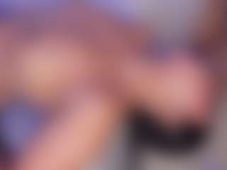 bemylove32's Live Sex Cam Show