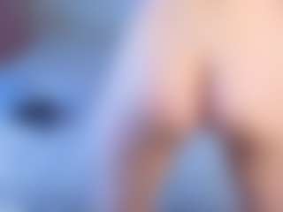Live cam show with BritneySwiss - Granny on Fapmatic.com