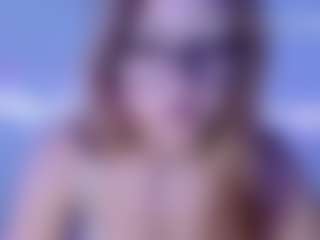 Live cam show with CristenSayre - Thin on studioflirtlive.com