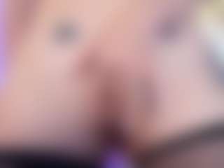 Live cam show with DalahiaRush - Young Adult on PervPlay.com