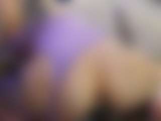 Live cam show with Dali Rush - Petite on TeamSkeetLive