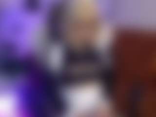 Live cam show with Dali Rush - Blonde Hair Petite on CamwithHer