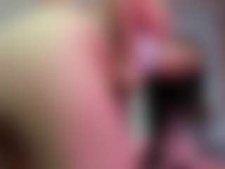Live cam show with katemmoss - Pegging on crypto-cams
