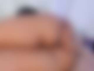 Live cam show with Lilicameron - Ebony on AdultVida.com | colombia