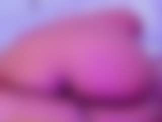 Live cam show with Lilicameron - Teen (18+) on Camsoda
